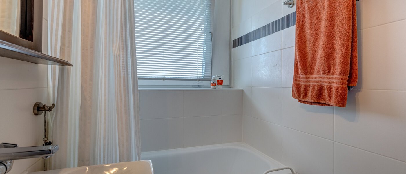 Wohnung München Moosach 03 Badezimmer 12754