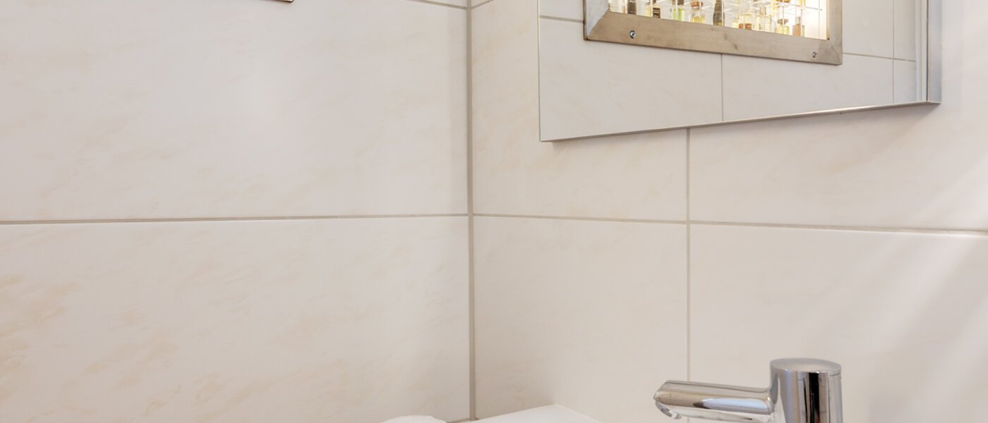 Haus München Lerchenau 02 Gäste-WC 12756