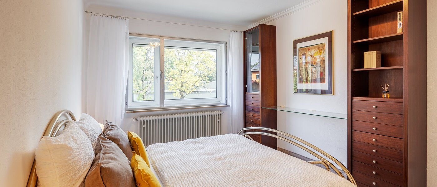 Haus München Lerchenau 02 1. Schlafzimmer 12756