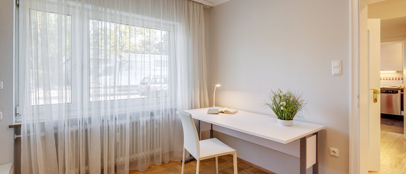 Haus München Lerchenau 02 Arbeits-/Gästezimmer 12756