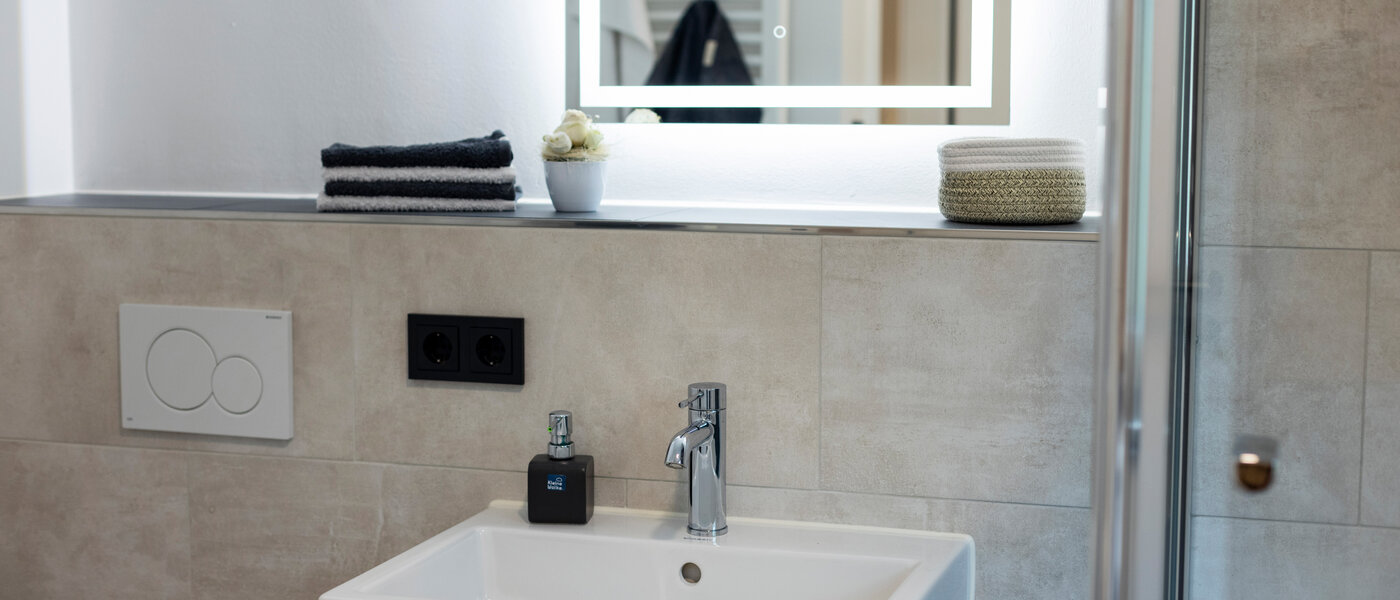 Wohnung Ottobrunn 02 Badezimmer 12770