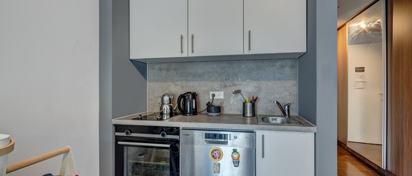 Dachgeschosswohnung München Ludwigsvorstadt 01 Küche 12778