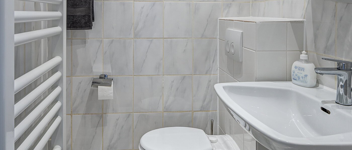 Apartment München Maxvorstadt - Universitätsviertel 01 Badezimmer 12790