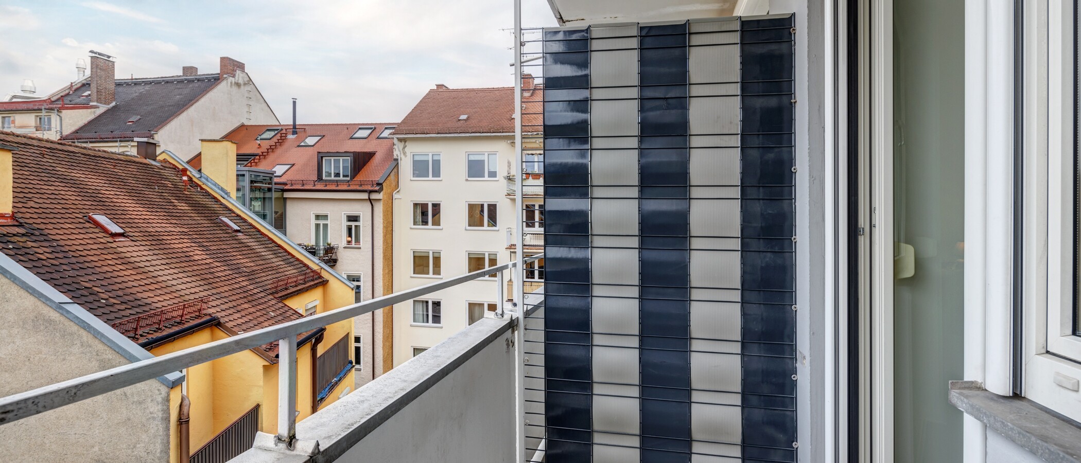 Apartment München Maxvorstadt - Universitätsviertel 02 Balkon 12795