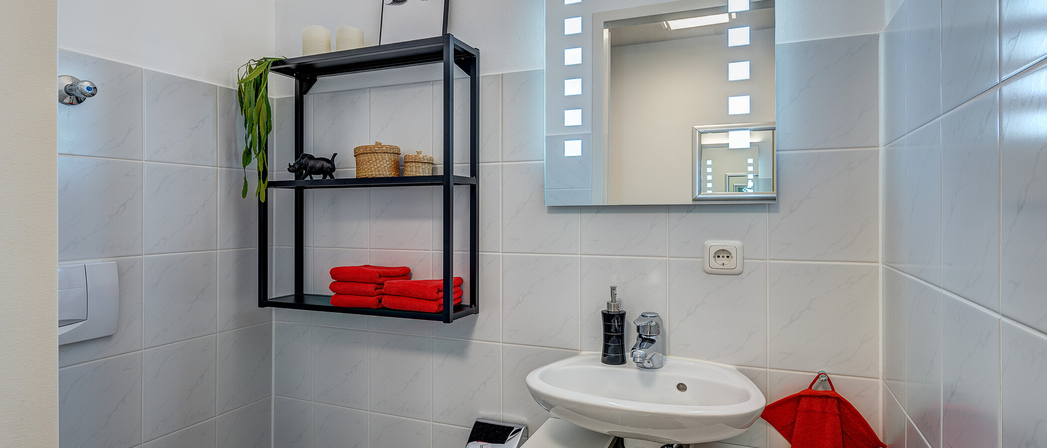 Wohnung München Moosach 01 Gäste-WC 12800