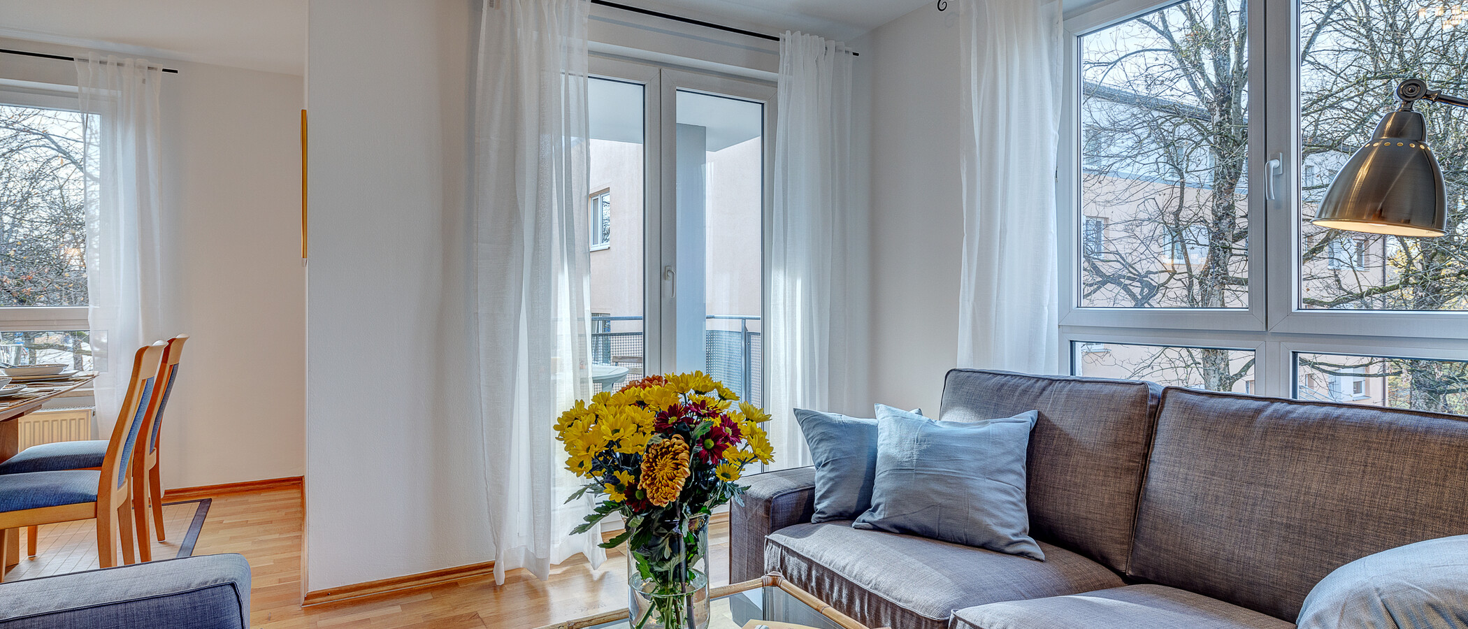 Wohnung München Moosach 02 Wohnbereich 12800