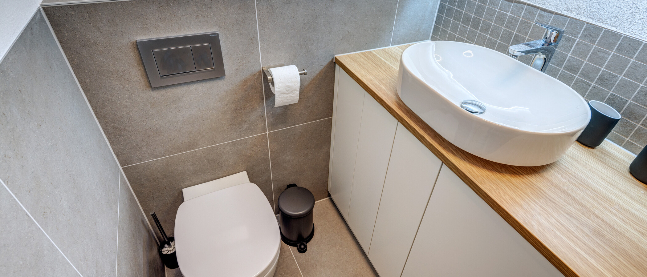 Dachgeschosswohnung München Thalkirchen 02 Badezimmer 12801