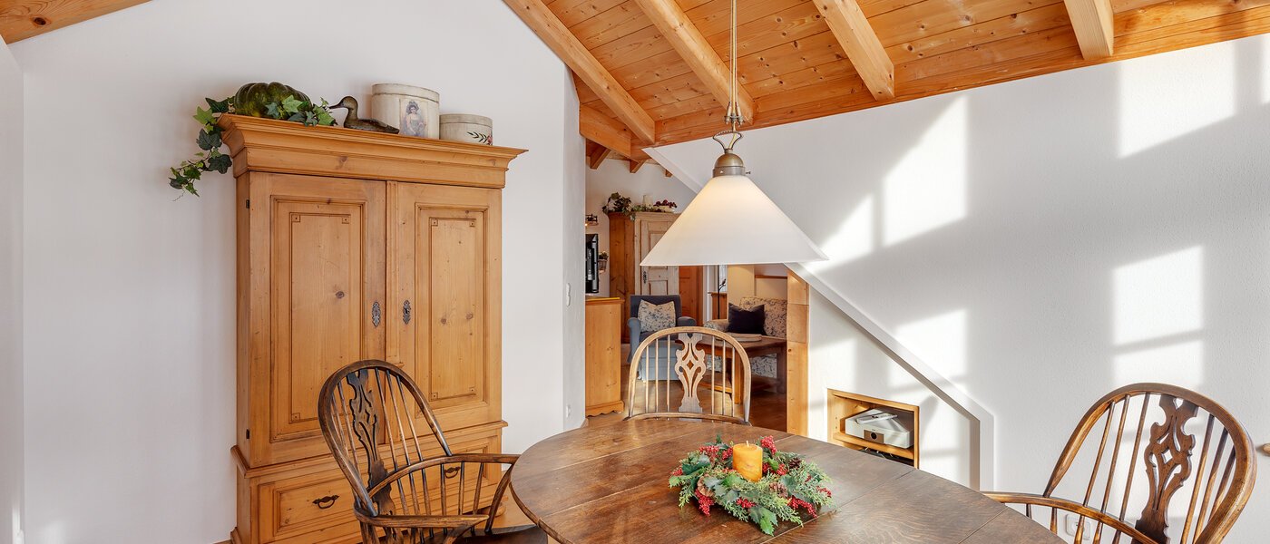 Dachgeschosswohnung Bad Heilbrunn 02 Essbereich 12824