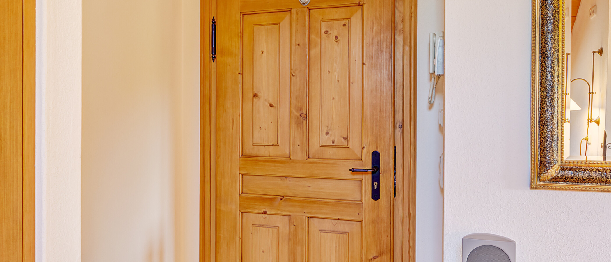 Dachgeschosswohnung Bad Heilbrunn 02 Flur/Gang 12826