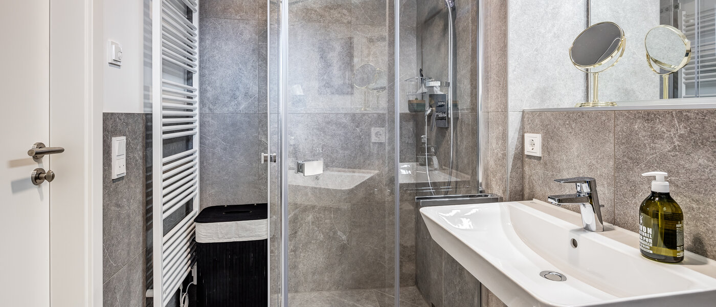 Wohnung Traunstein 03 Badezimmer 12841