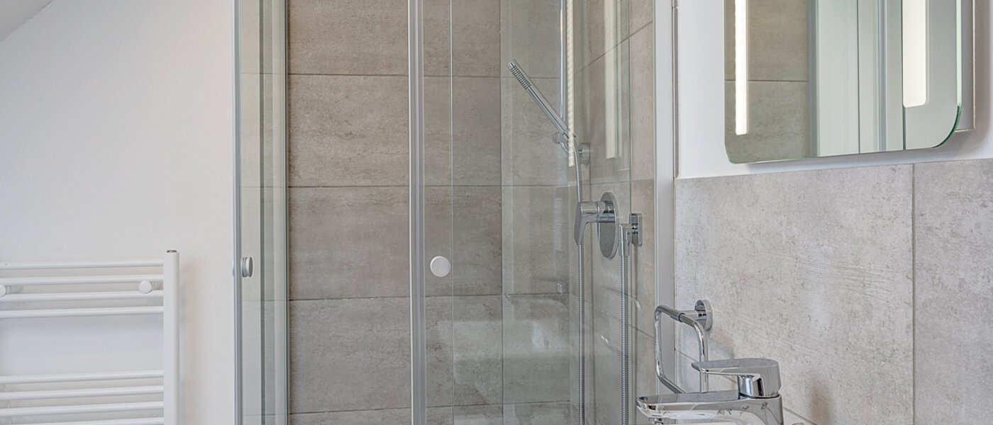 Doppelhaushälfte Gilching 01 2. Badezimmer 12856