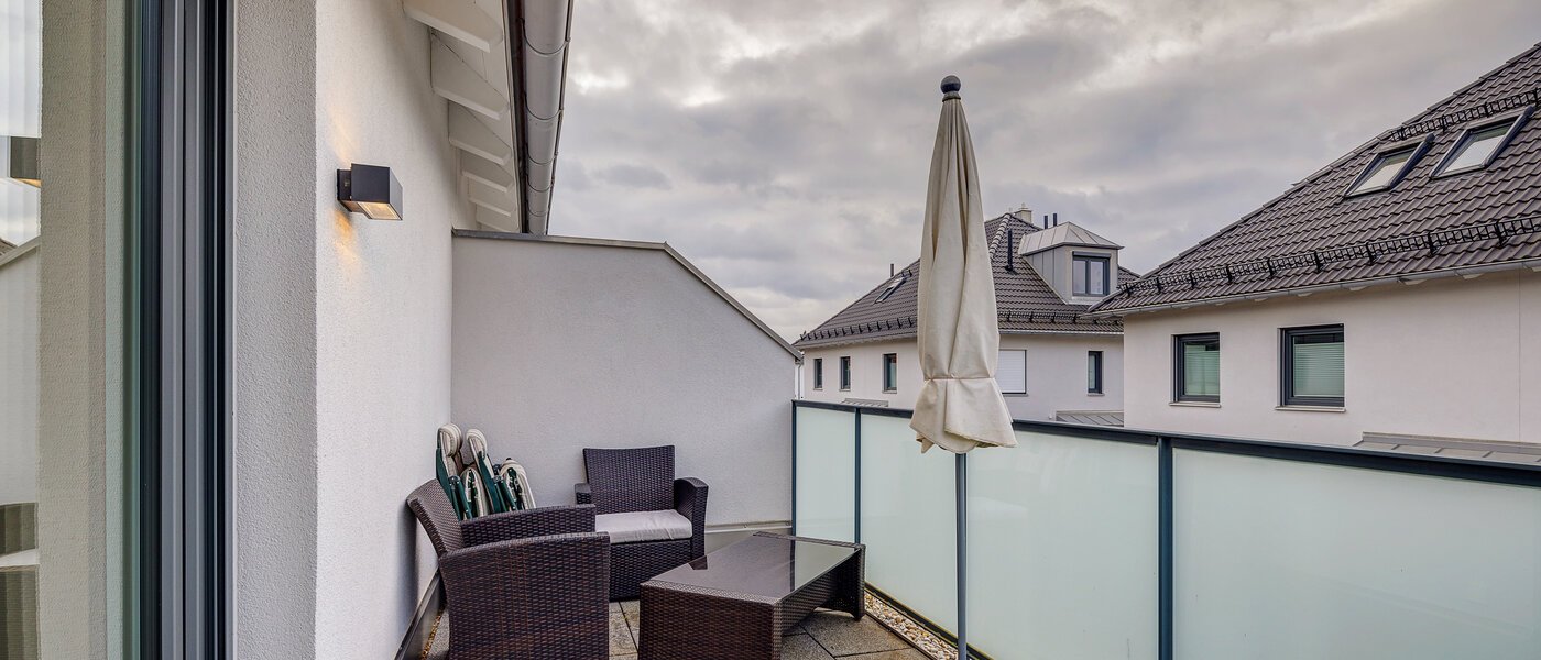 Doppelhaushälfte Gilching 01 Balkon 12856