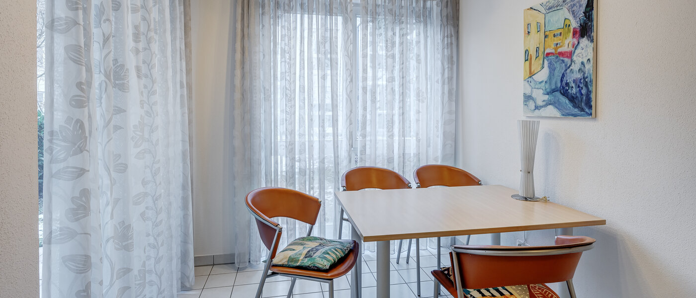 Gartenwohnung München Solln 02 Küche 12884