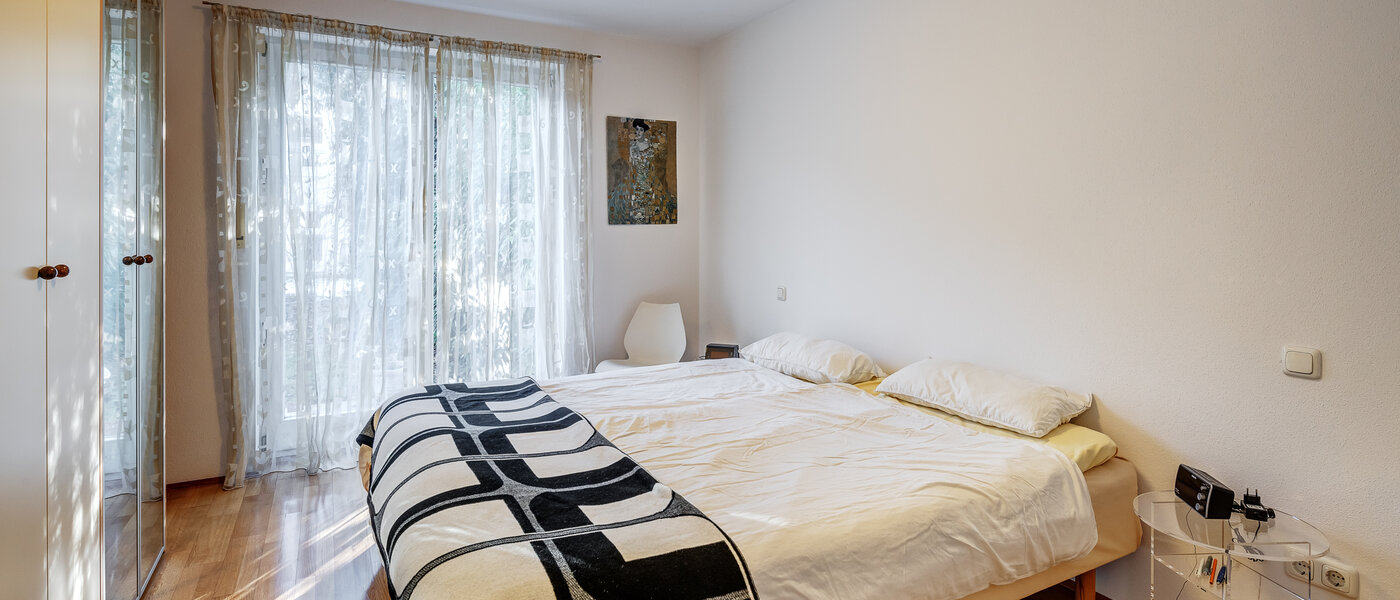 Gartenwohnung München Solln 01 Schlafzimmer 12884