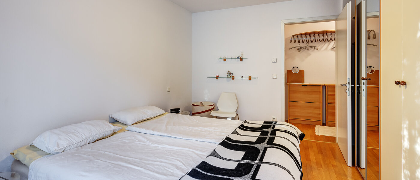 Gartenwohnung München Solln 02 Schlafzimmer 12884