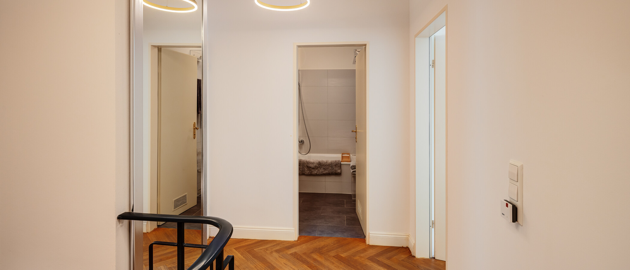 Split-Level Wohnung München Herzogpark 02 Flur/Gang 12889