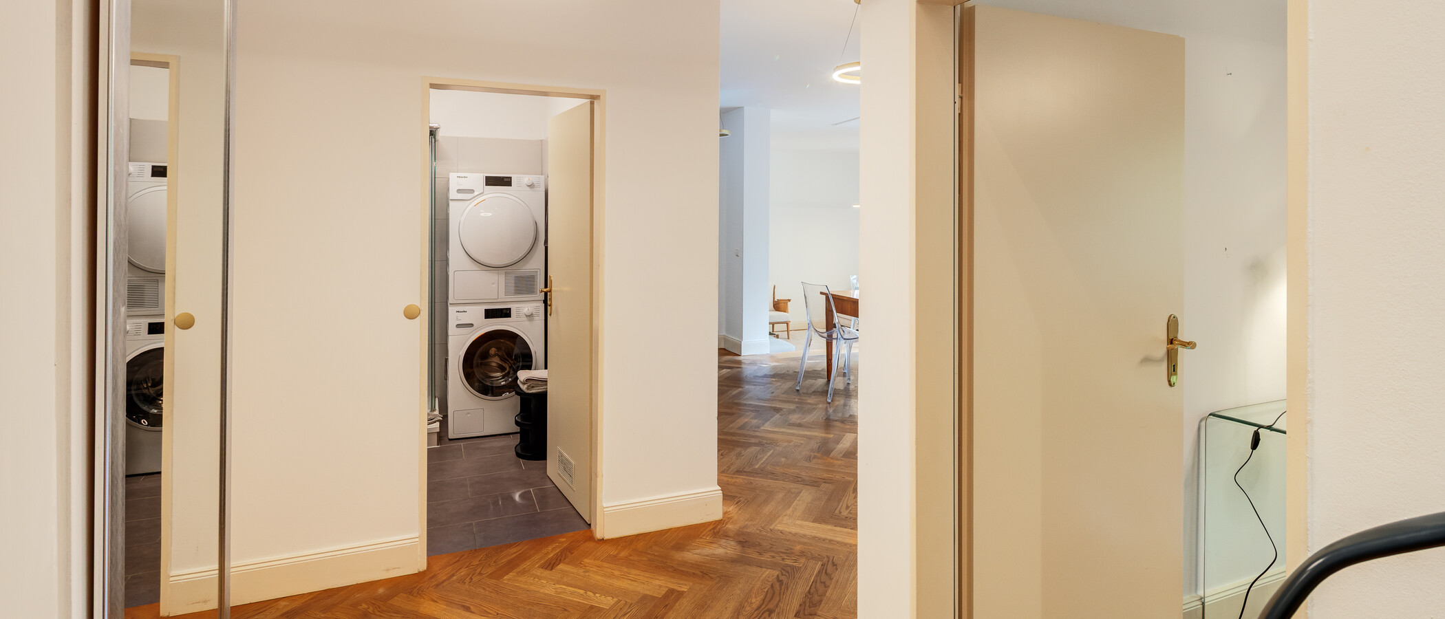 Split-Level Wohnung München Herzogpark 04 Flur/Gang 12889