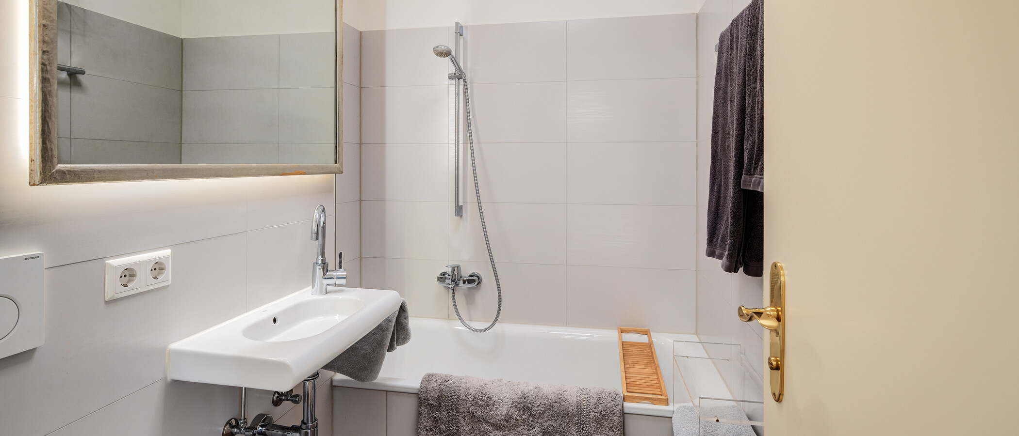 Split-Level Wohnung München Herzogpark 01 1. Badezimmer 12889