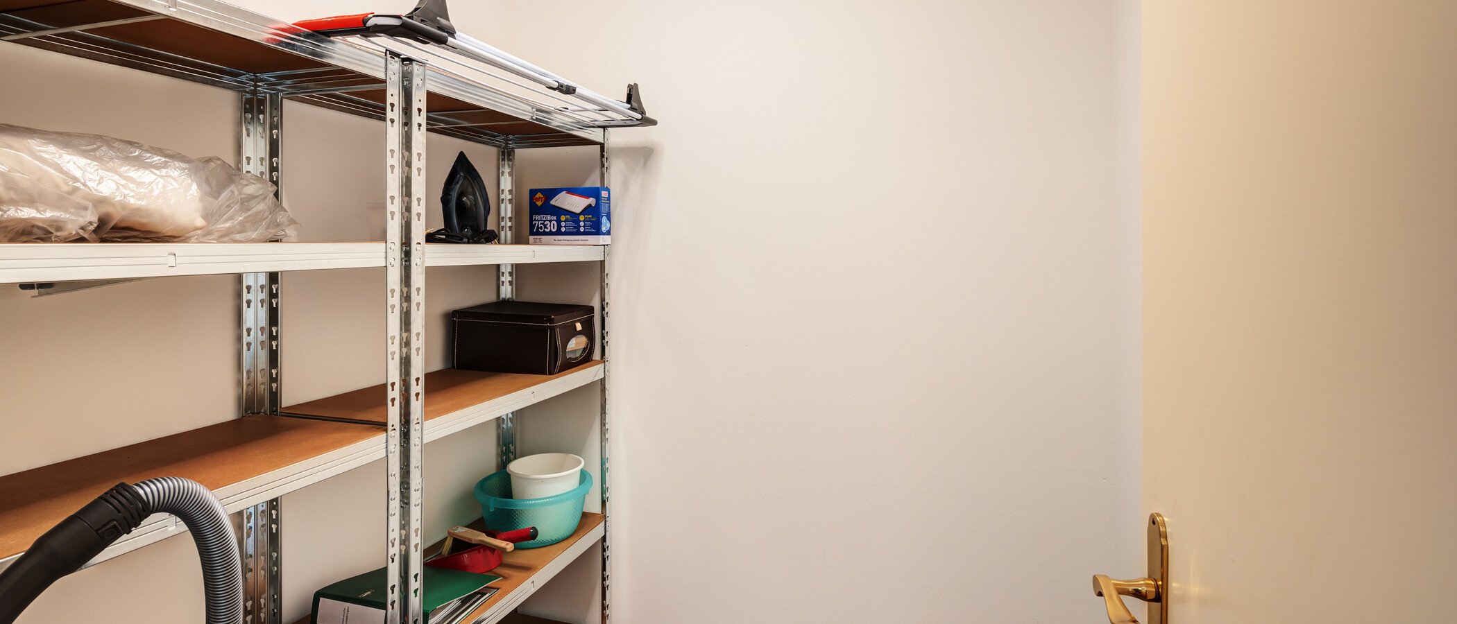 Split-Level Wohnung München Herzogpark 01 Abstellraum 12889