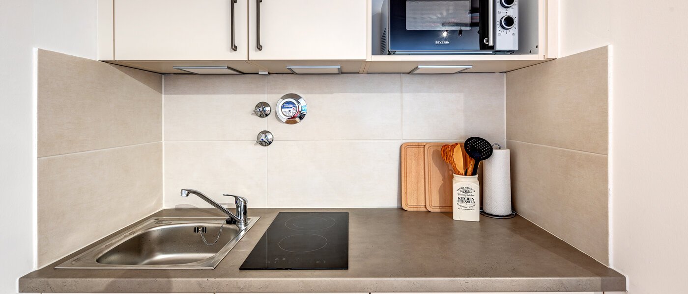 Wohnung München Maxvorstadt - Universitätsviertel 02 Küche 12898