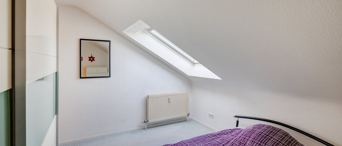 Dachgeschosswohnung München Obermenzing 01 Schlafzimmer 12904