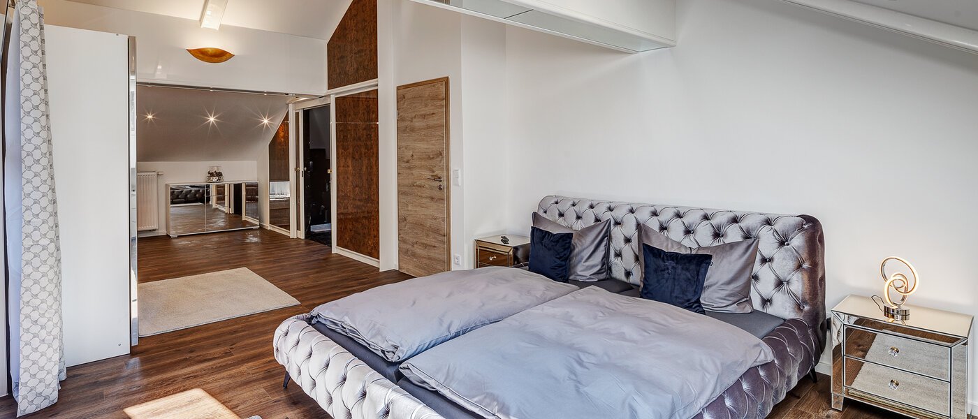 Haus Baldham 03 1. Schlafzimmer 12920