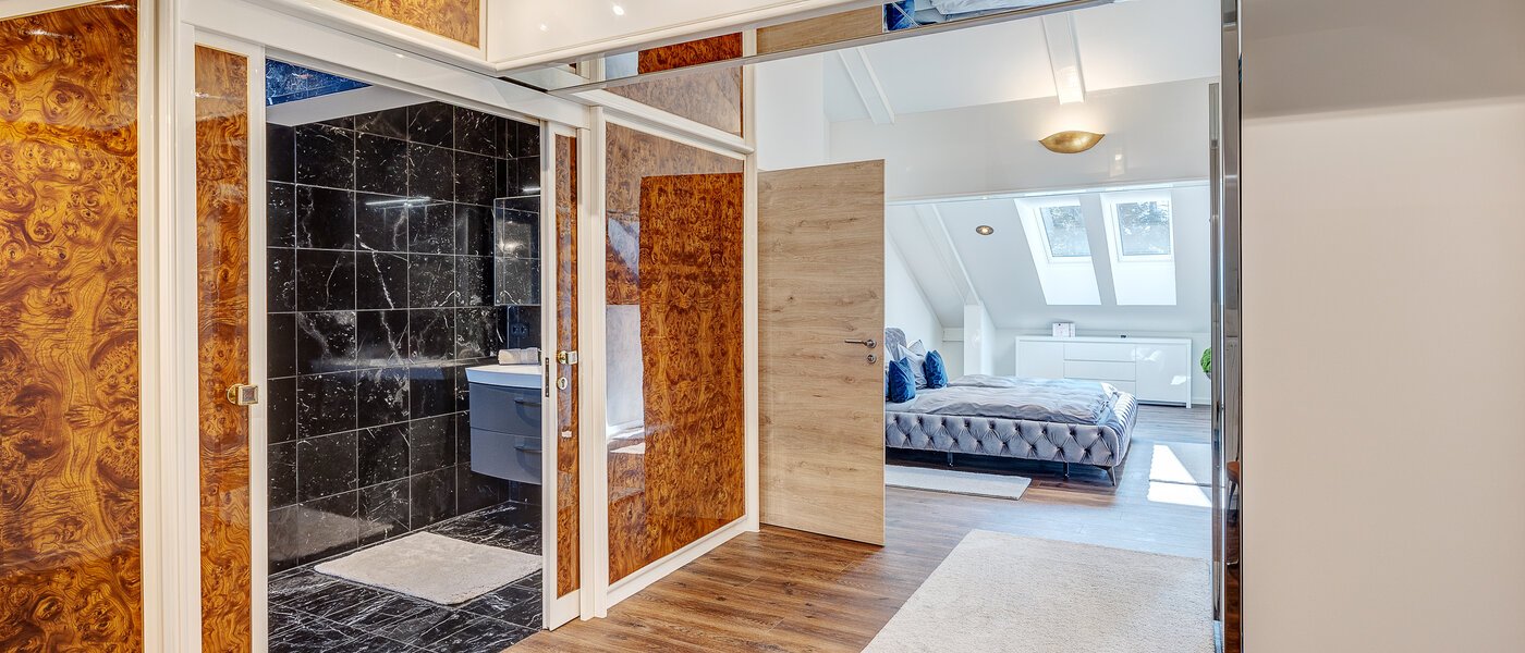 Haus Baldham 01 1. Badezimmer 12920