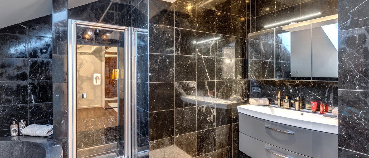 Haus Baldham 02 1. Badezimmer 12920