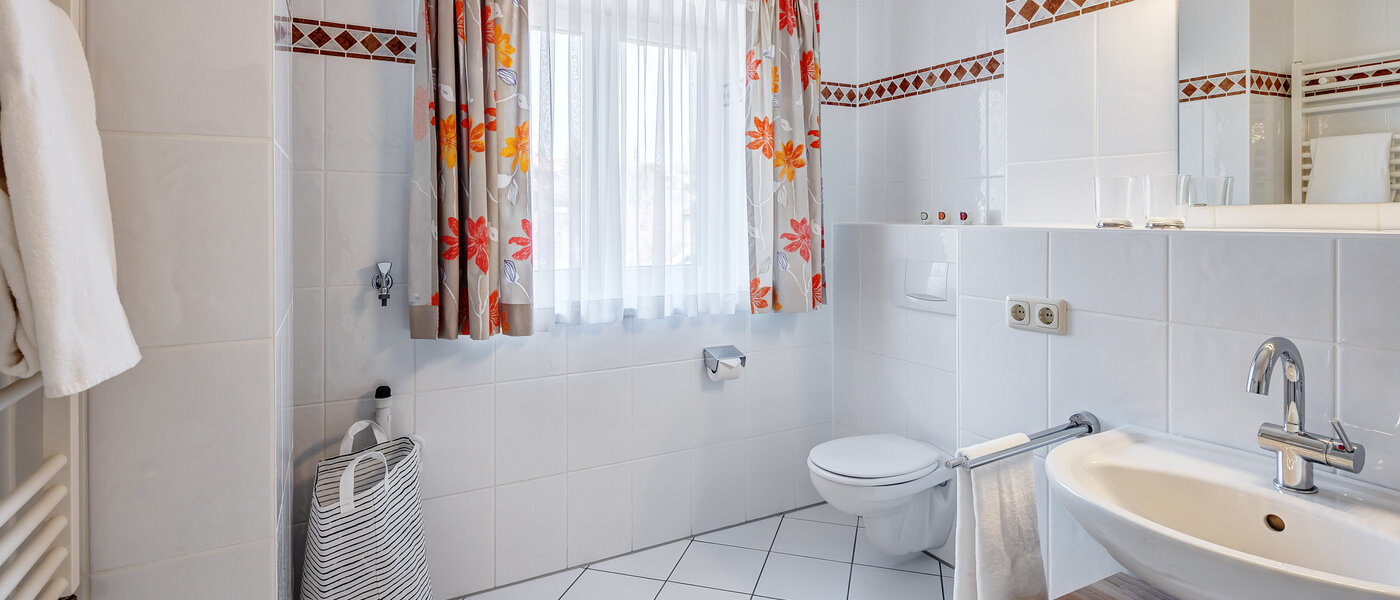 Wohnung Gmund am Tegernsee 03 Badezimmer 12939