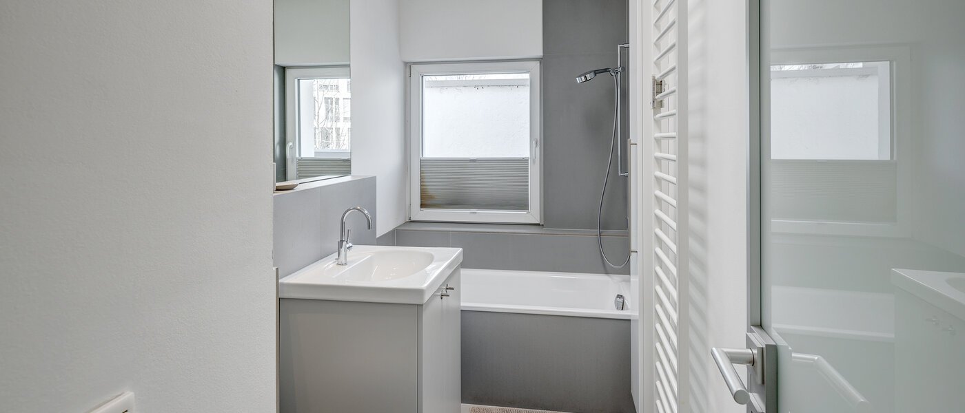 Wohnung München Altbogenhausen 01 Badezimmer 12943