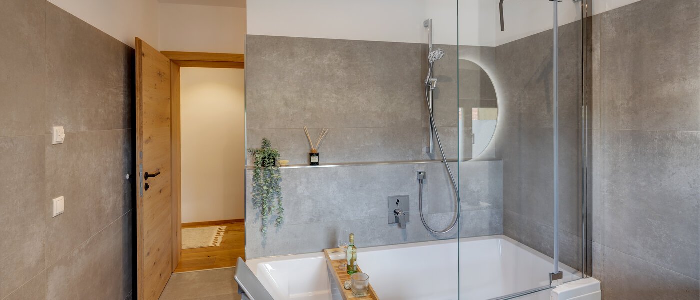 Galeriewohnung Gmund am Tegernsee 02 Badezimmer 12967