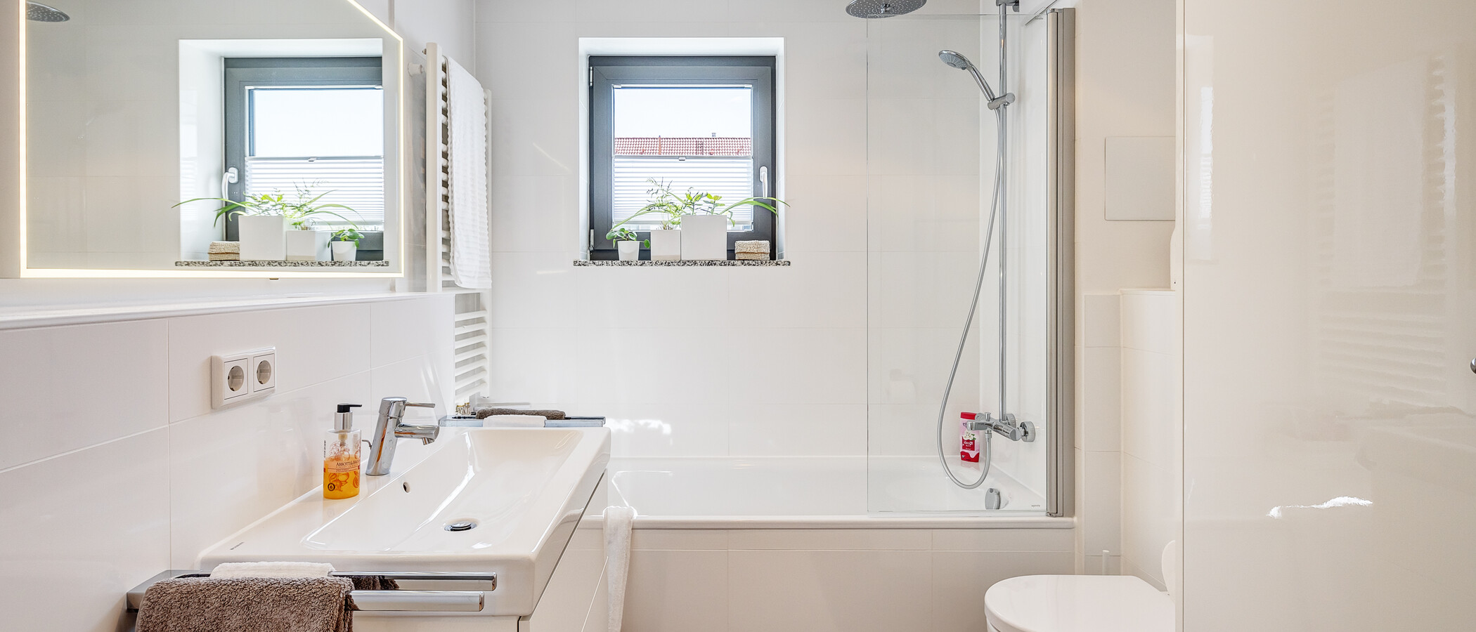 Gartenwohnung Andechs 01 Badezimmer 12988