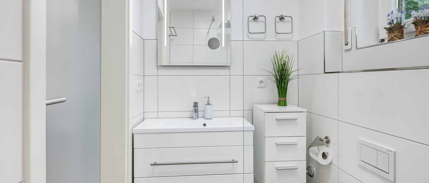 Wohnung Oberhaching 01 Badezimmer 13036