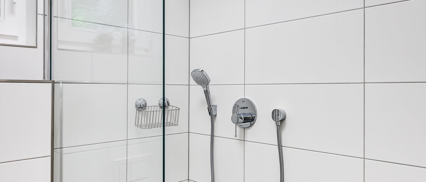 Wohnung Oberhaching 02 Badezimmer 13036