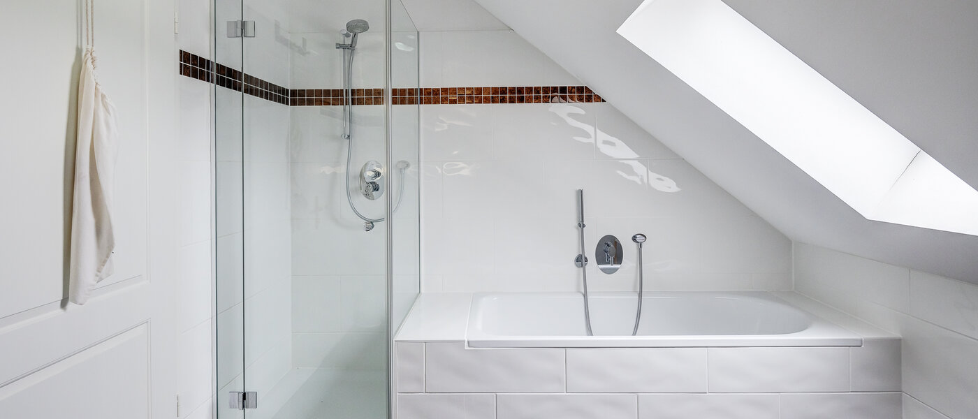 Wohnung Kottgeisering 01 Badezimmer 13040