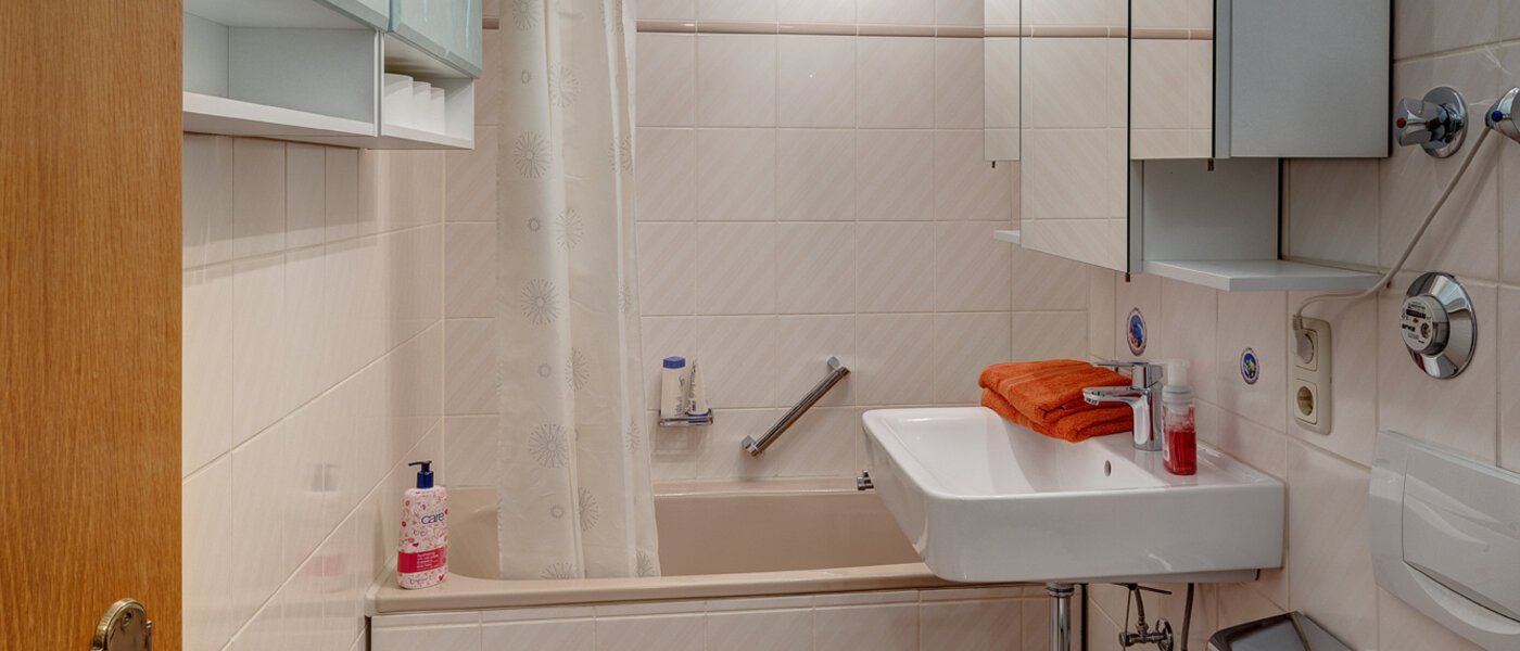 Wohnung München Neuperlach 01 Badezimmer 13048