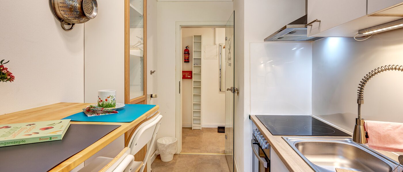 Wohnung München Parkstadt Bogenhausen 04 Küche 13049