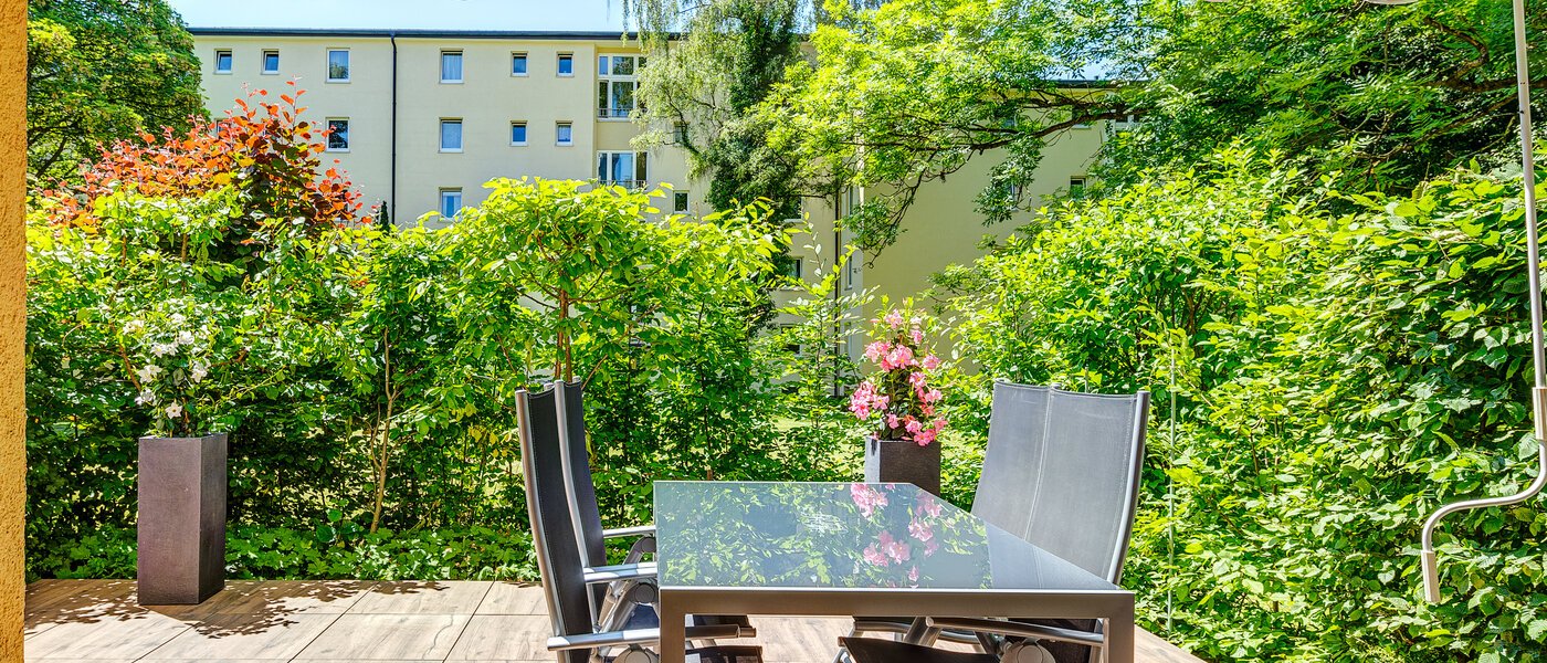 Wohnung München Parkstadt Bogenhausen 02 Terrasse 13049