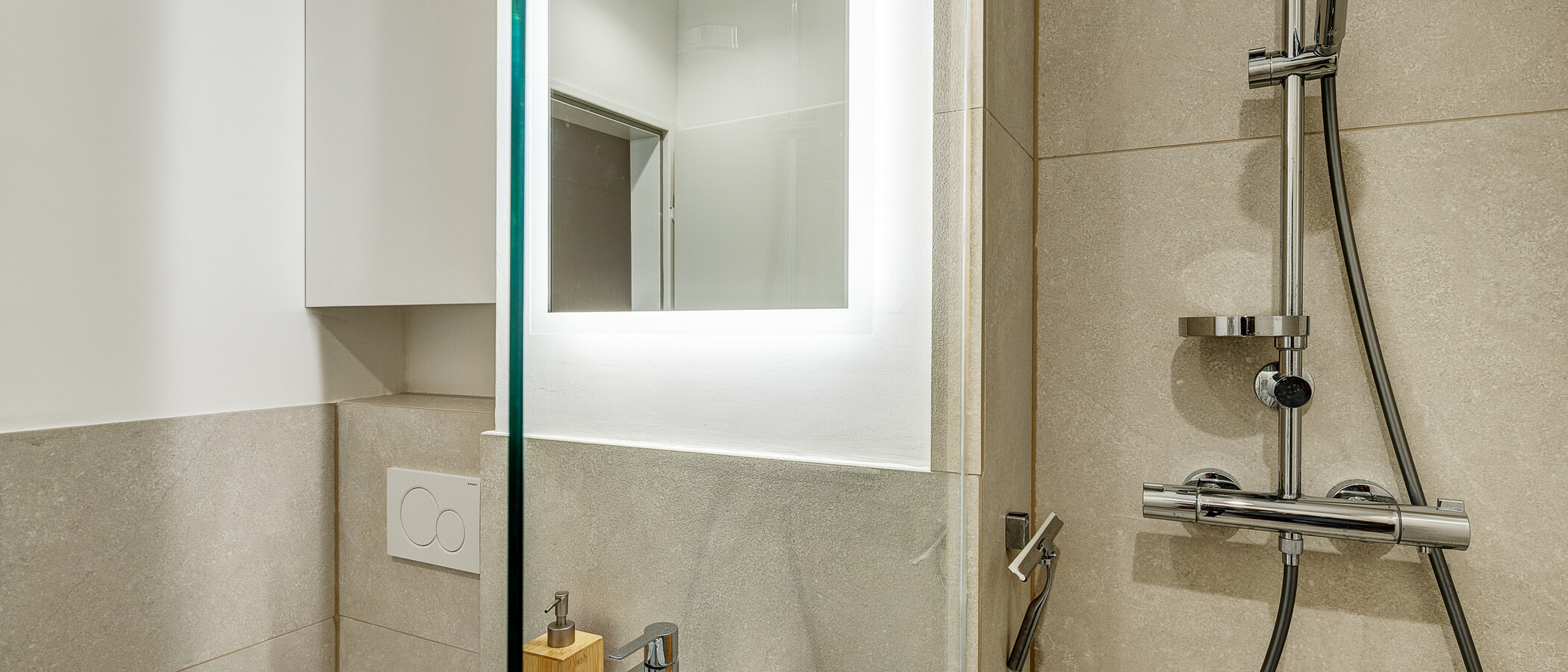 Wohnung München Nymphenburg 03 Badezimmer 13051