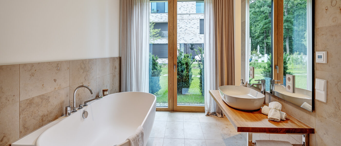 Gartenwohnung München Harlaching 01 Badezimmer 13067