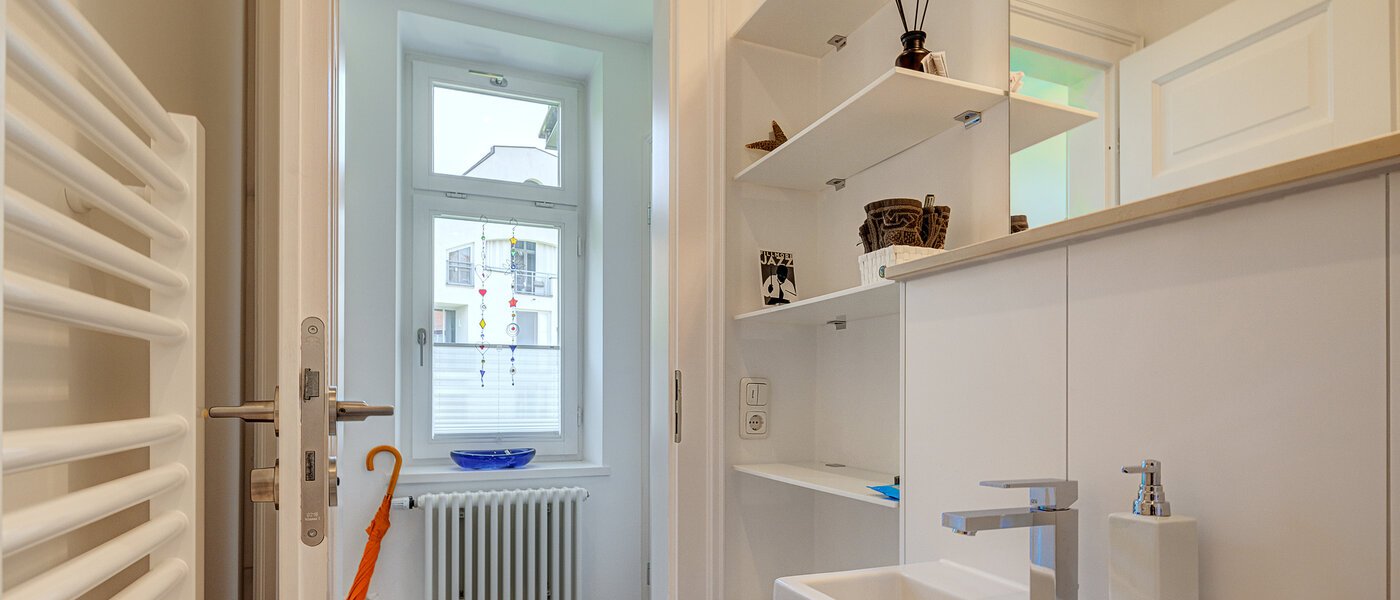 Wohnung München Schwabing-West (rund um den Hohenzollernplatz) 02 Gäste-WC 13089