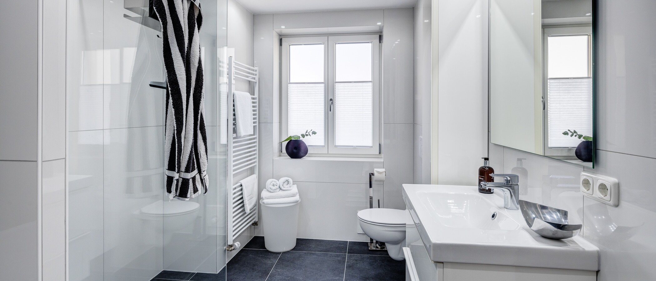 Wohnung München Schwabing-West (rund um den Hohenzollernplatz) 01 Badezimmer 1309