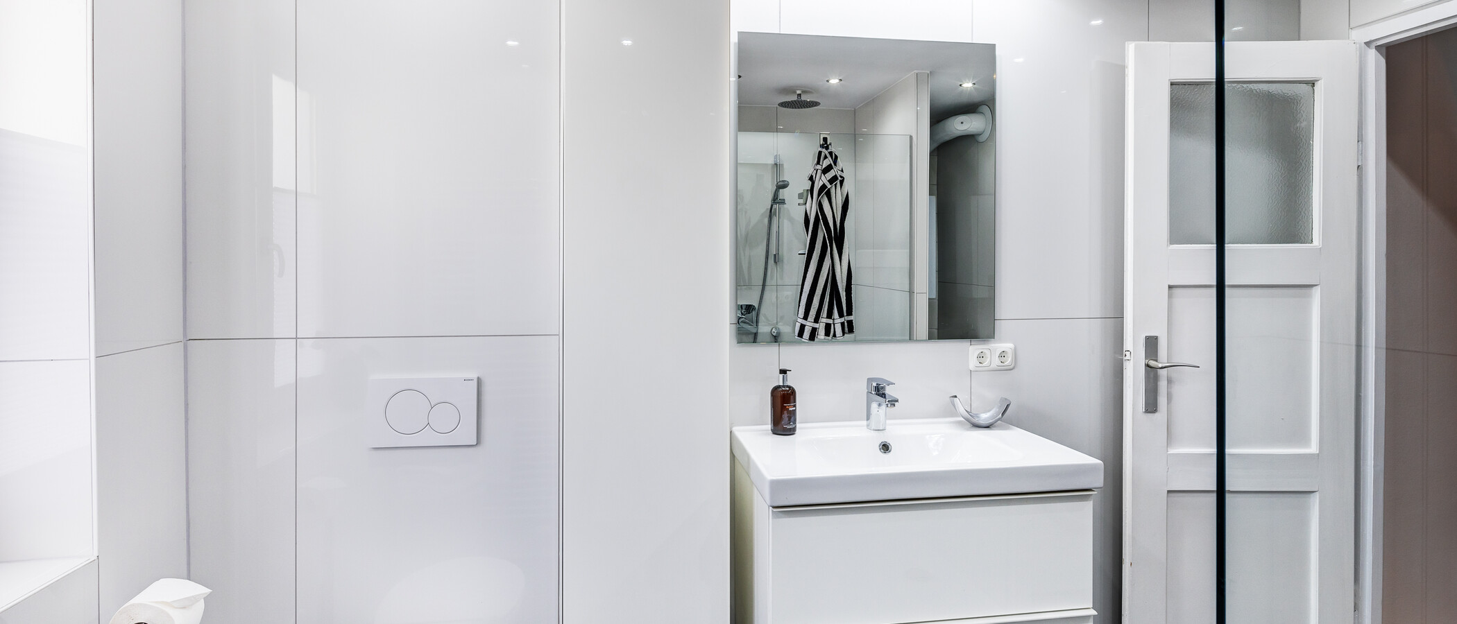 Wohnung München Schwabing-West (rund um den Hohenzollernplatz) 03 Badezimmer 1309