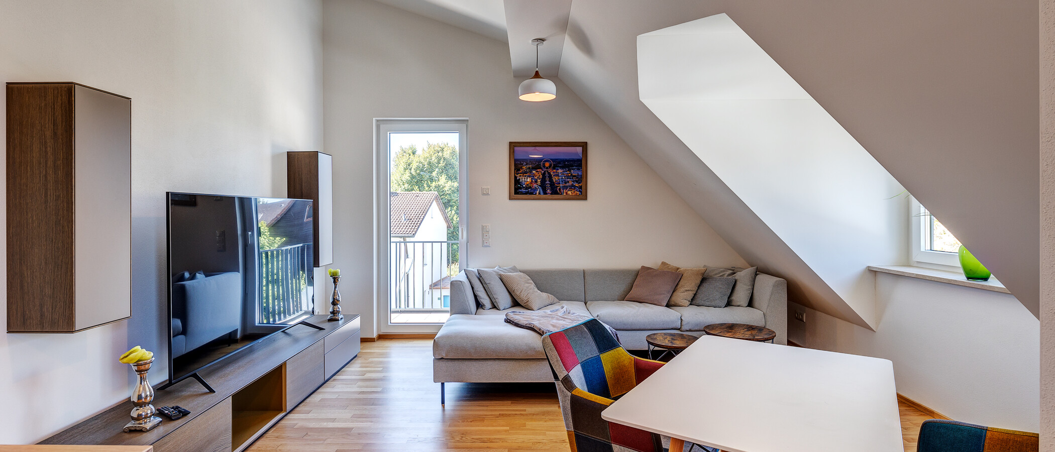 Dachgeschosswohnung München Trudering 02 Wohnbereich 13137