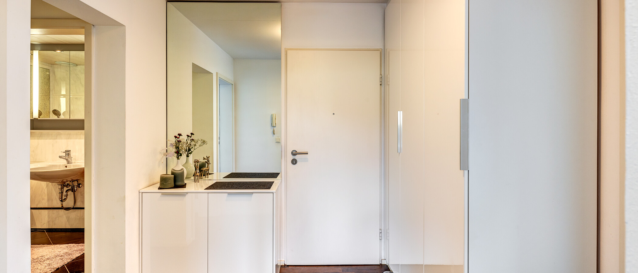 Maisonette-Galerie Wohnung Unterföhring 01 Flur/Gang 13159