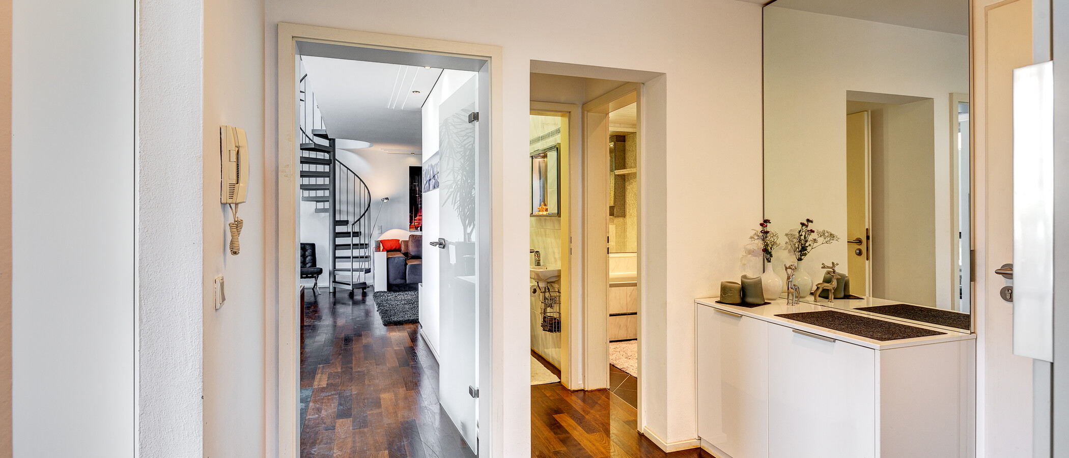 Maisonette-Galerie Wohnung Unterföhring 02 Flur/Gang 13159