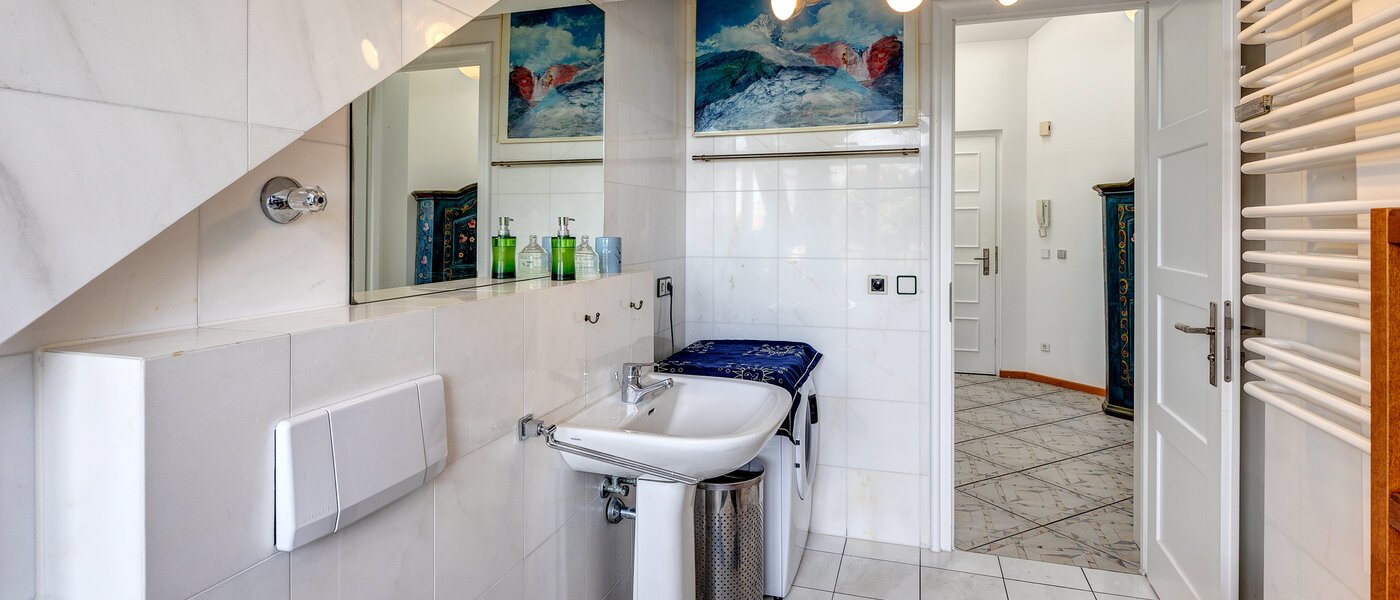 Wohnung München Schwabing (links der Leopoldstraße) 03 Badezimmer 13164