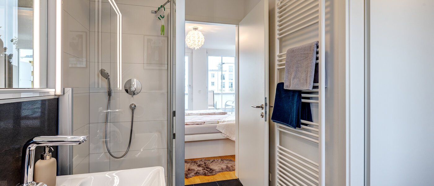 Reihenmittelhaus München Altperlach 01 2. Badezimmer 13172