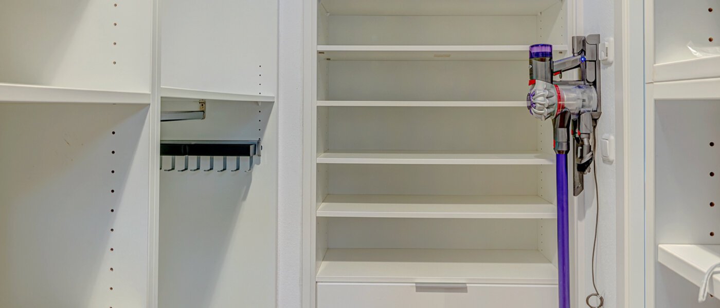 Wohnung München Trudering 01 Begehbarer Schrank 13220