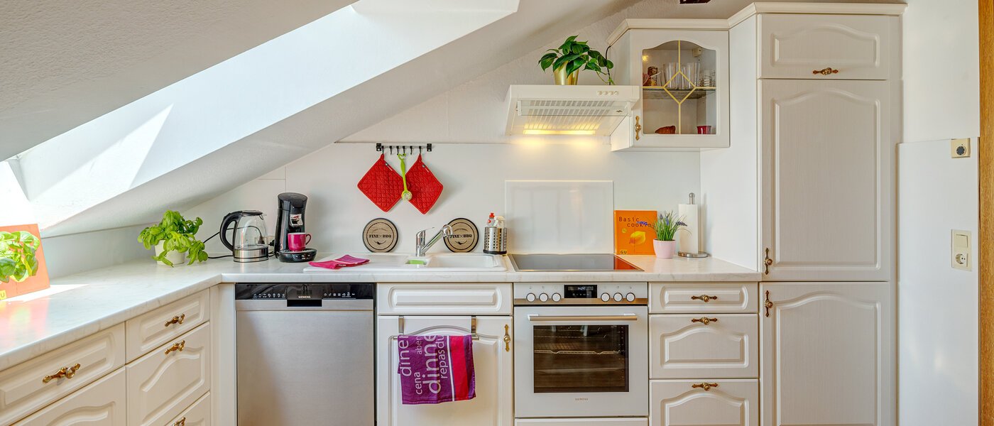 Dachgeschosswohnung Inning am Ammersee 01 Küche 13224